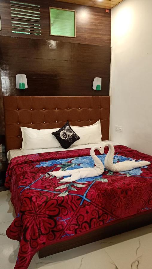 Hotel 7 Heights Масурі Екстер'єр фото